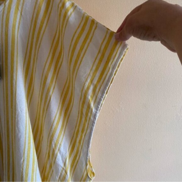 Torrid 2022 Cross Back Top Woman 4 Linen Blend Stripped Coastal Preppy Boxy NEW - Picture 7 of 16